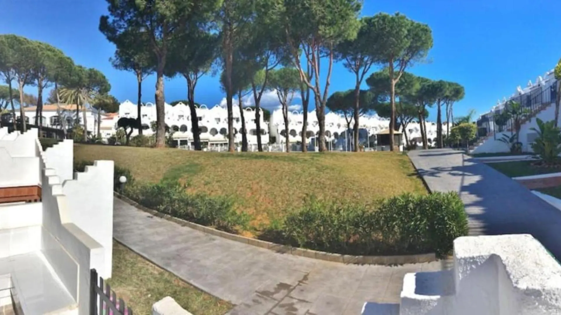 Casa Kava In A Superior Aparthotel Resort Near Cabopino No Car Needed Marbella 0*,  Hiszpania